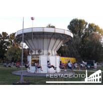 Giostra-Seggiolini.jpg